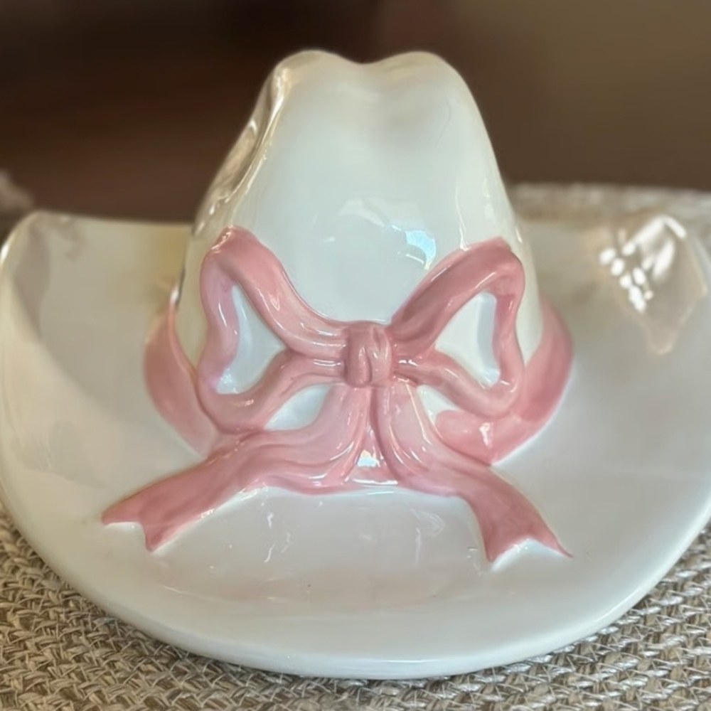 White Ceramic Cowgirl Hat with Pink Bow